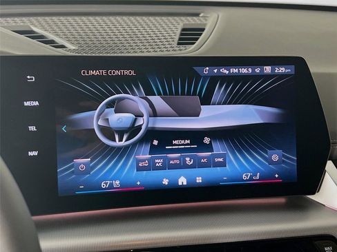 Certified 2025 BMW X1 xDrive28i w/ Convenience Package image 13