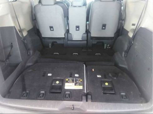 Used 2023 Toyota Sienna LE AWD/4WD image 6