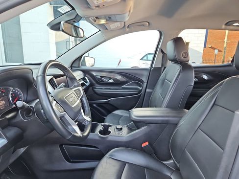 Used 2024 GMC Terrain SLT image 22