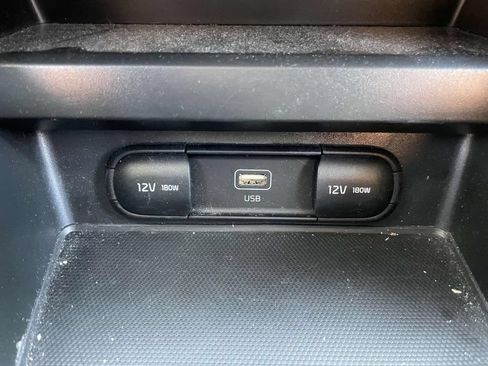 Used 2023 Kia Soul LX FWD image 33