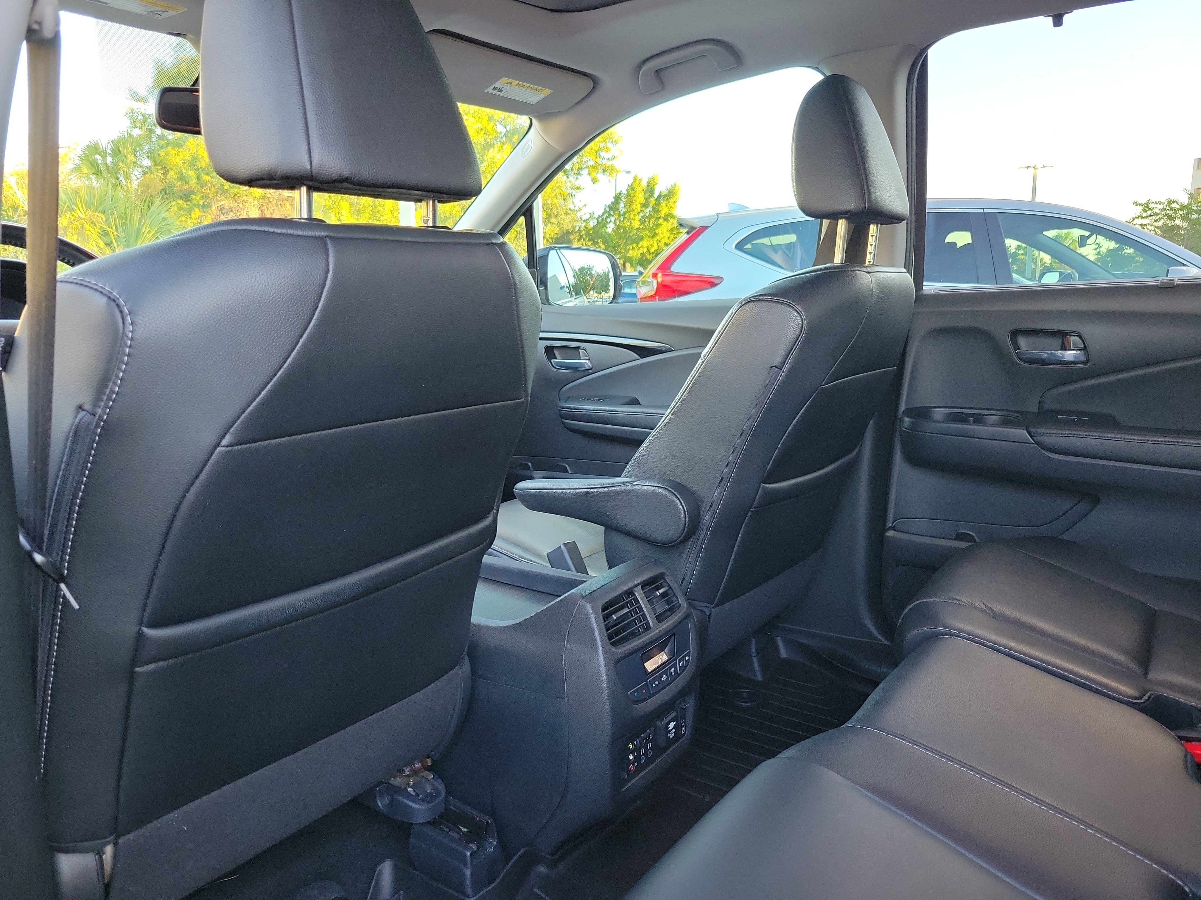 Used 2018 Honda Pilot Touring image 13