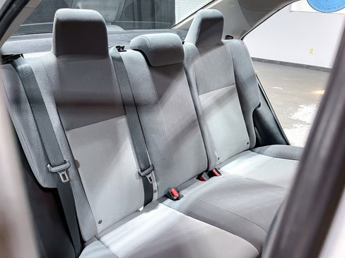 Used 2014 Toyota Corolla CE image 17