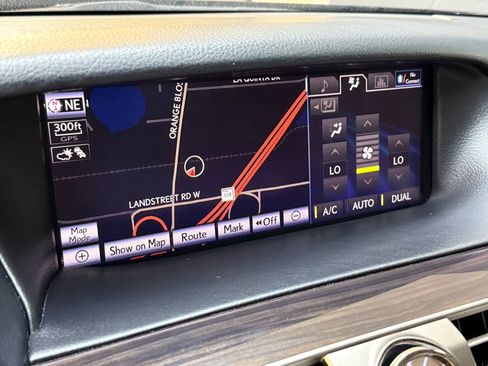 Used 2014 Lexus LS 460 AWD image 31