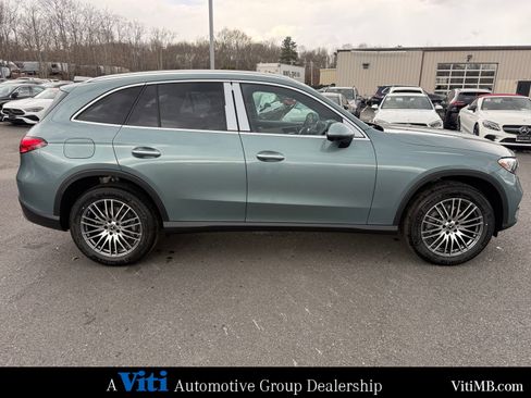 New 2026 Mercedes-Benz GLC 300 4MATIC image 9