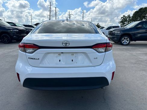 Used 2024 Toyota Corolla LE FWD image 6