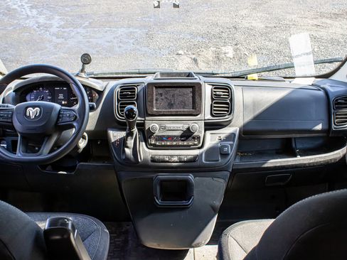 Used 2025 RAM ProMaster 2500 w/ Convenience Group FWD image 16