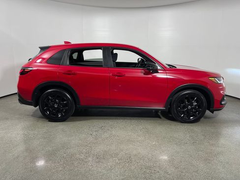 Used 2024 Honda HR-V Sport image 2