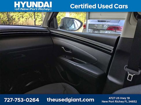 Certified 2022 Hyundai Tucson SE image 17
