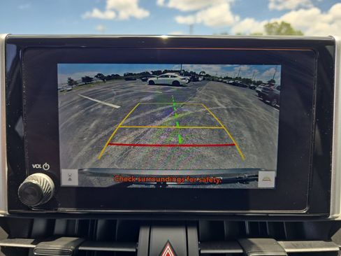 Used 2024 Toyota RAV4 XLE FWD image 18