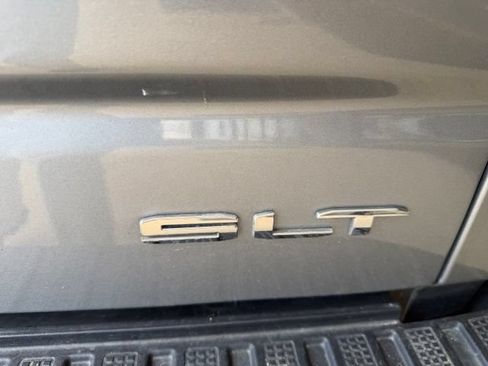 Certified 2025 GMC Sierra 1500 SLT AWD/4WD image 8