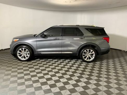 Used 2021 Ford Explorer Platinum w/ Equipment Group 601A AWD/4WD image 11