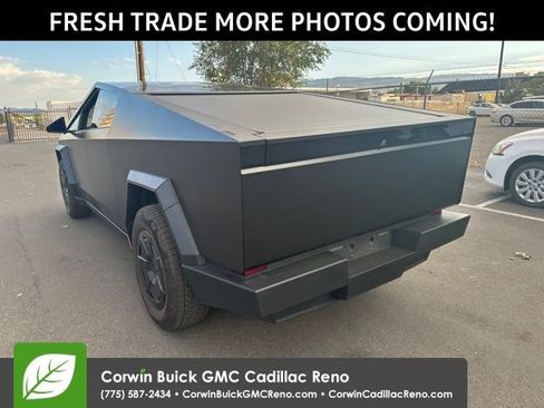 Used 2025 Tesla Cybertruck AWD Crew Cab image 8