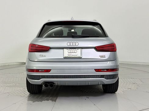 Used 2018 Audi Q3 2.0T Premium Plus w/ Premium Plus Package AWD/4WD image 10