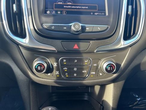 Used 2021 Chevrolet Equinox LT image 11