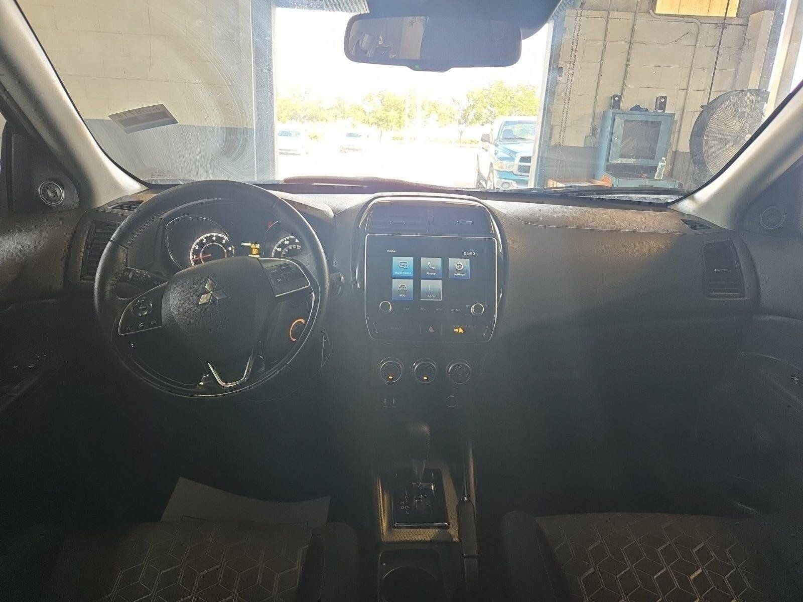 Used 2026 Mitsubishi Outlander Sport LE AWD/4WD image 10