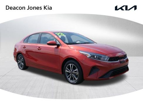 Used 2023 Kia Forte LXS image 1