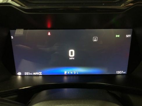 Used 2024 Chevrolet Colorado LT w/ LT Convenience Package III image 14