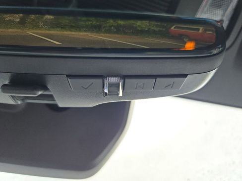 Used 2024 GMC Hummer EV 3X AWD/4WD image 45