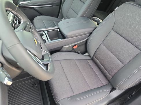 New 2026 Chevrolet Traverse LT FWD image 16