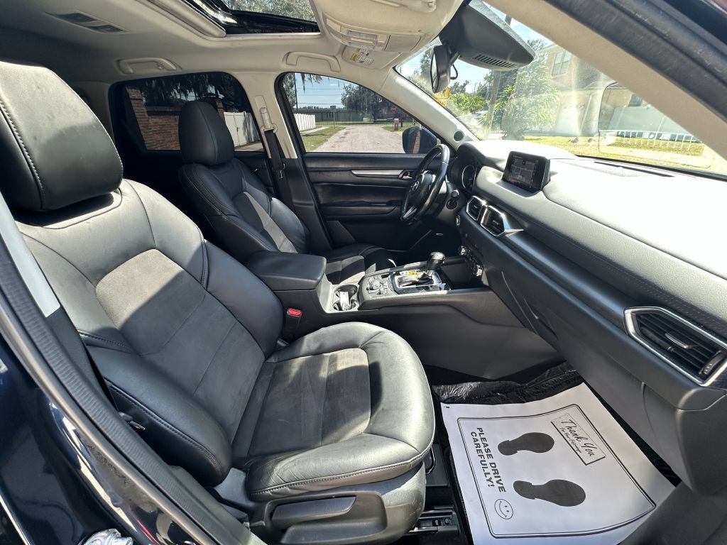 Used 2018 MAZDA CX-5 Touring w/ Preferred Equipment Package FWD image 11
