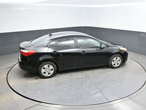 Used 2015 Kia Forte LX image 35