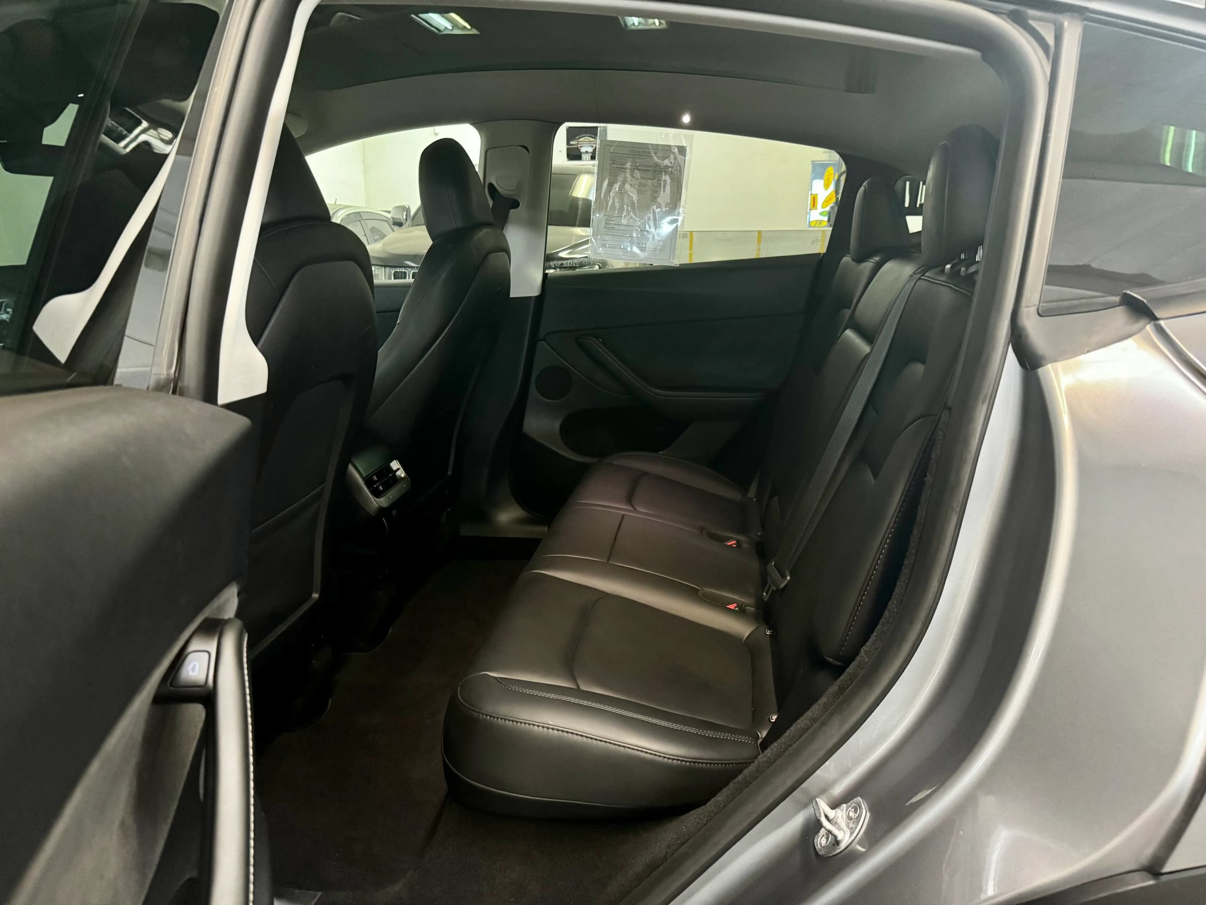 Used 2024 Tesla Model Y Long Range AWD/4WD image 13