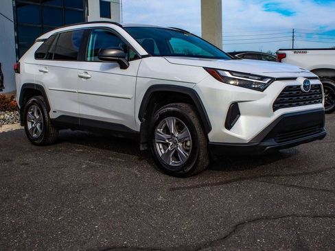 Used 2024 Toyota RAV4 LE image 3