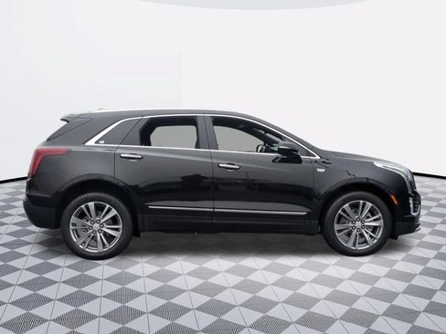 Certified 2025 Cadillac XT5 Premium Luxury FWD image 9
