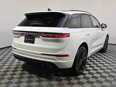 New 2026 Lincoln Corsair Premiere image 6