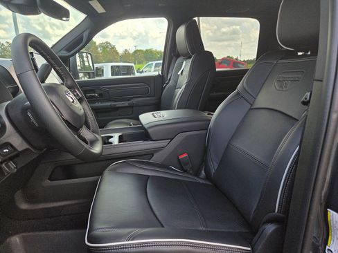 New 2026 RAM 2500 Rebel AWD/4WD image 13