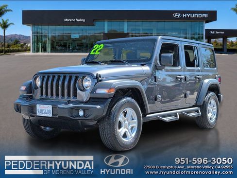 Used 2022 Jeep Wrangler Unlimited Sport AWD/4WD image 3