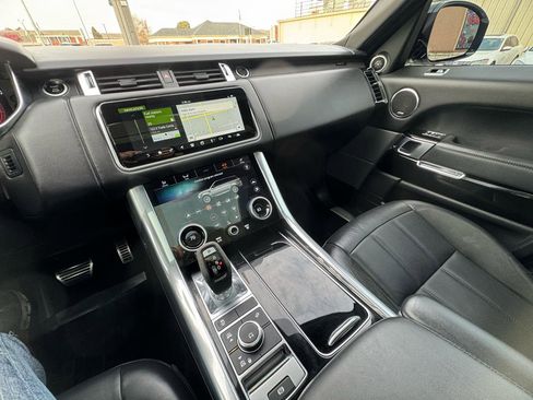 Used 2021 Land Rover Range Rover Sport HST image 30