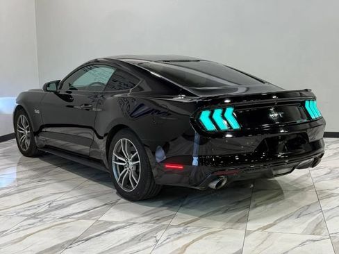 Used 2016 Ford Mustang GT RWD image 8