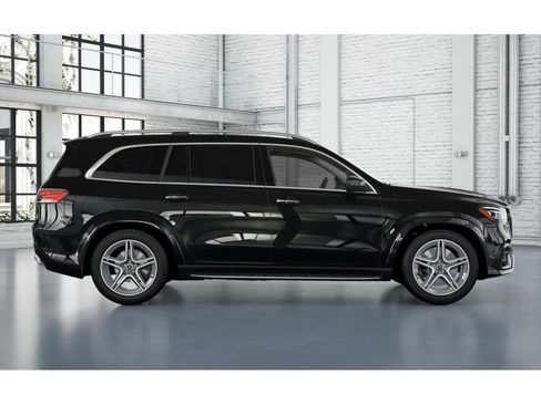 New 2026 Mercedes-Benz GLS 450 4MATIC image 16