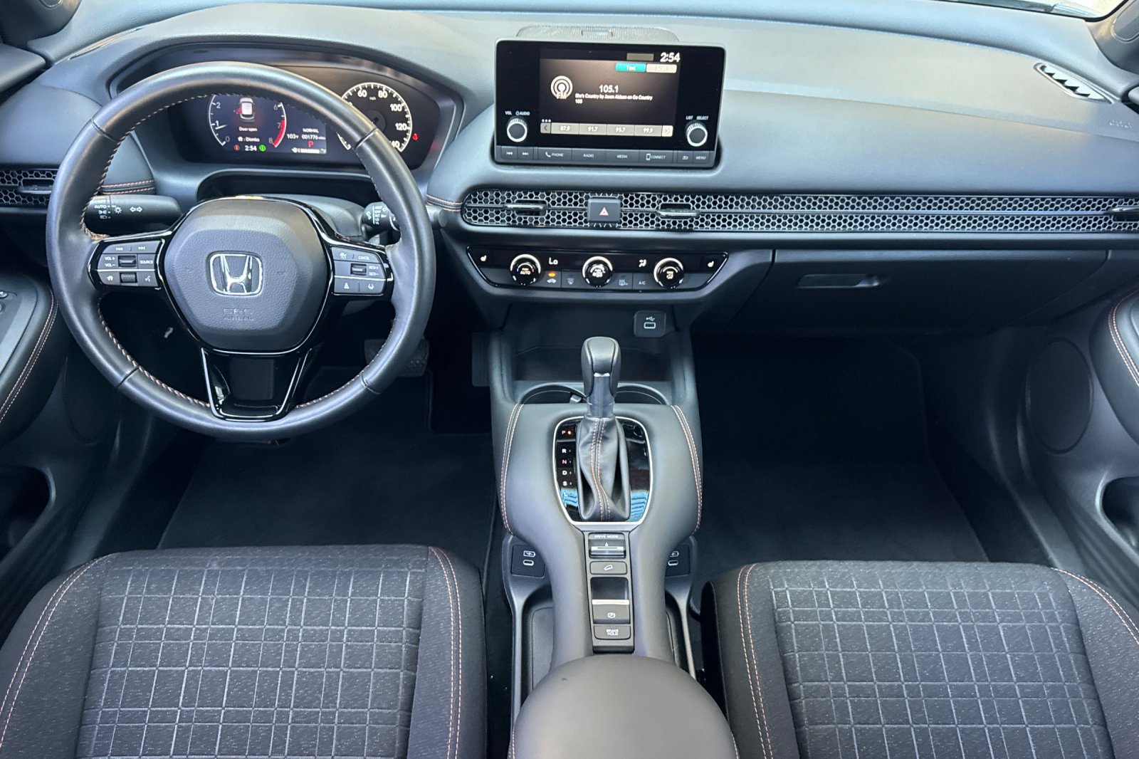 Certified 2025 Honda HR-V Sport image 9