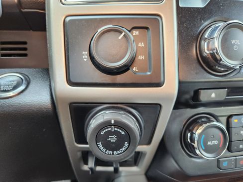 Used 2016 Ford F150 Lariat w/ Equipment Group 501A Mid AWD/4WD image 42