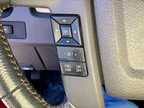 Used 2013 Ford F150 XLT w/ Luxury Equipment Group image 23