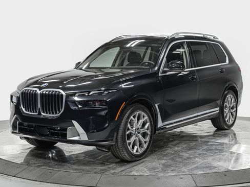 Used 2026 BMW X7 xDrive40i image 1