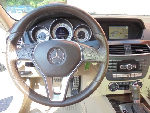 Used 2014 Mercedes-Benz C 300 4MATIC Sedan w/ Premium 1 Package image 24