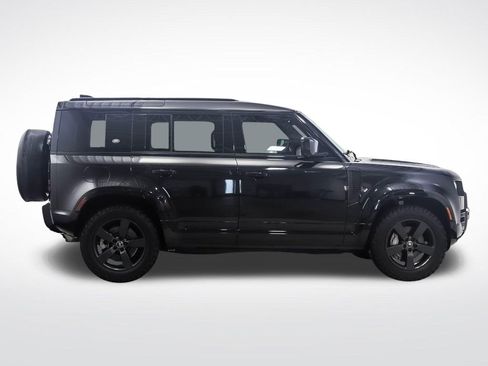 Used 2022 Land Rover Defender 110 XS Edition AWD/4WD image 6
