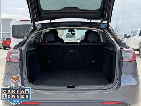 Used 2023 Tesla Model Y Long Range image 25