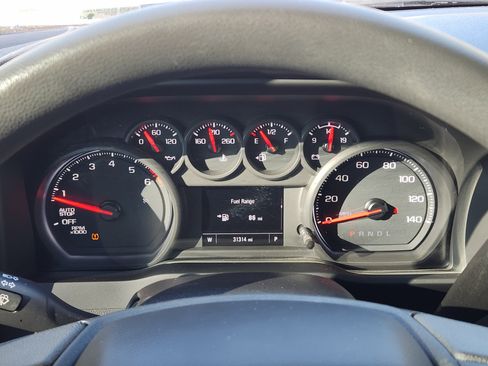 Used 2022 Chevrolet Silverado 1500 Custom w/ LPO, Dark Essentials Package image 17