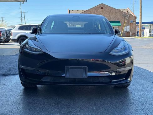 Used 2019 Tesla Model 3 Long Range image 2