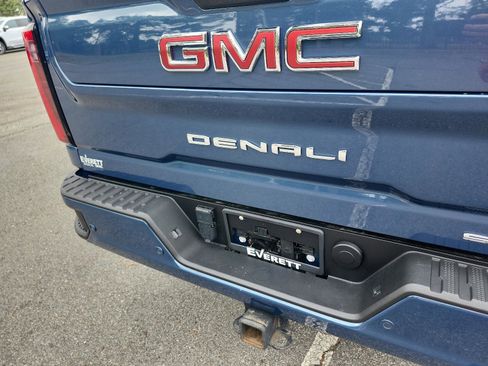 Certified 2024 GMC Sierra 2500 Denali w/ Denali Reserve Package image 4
