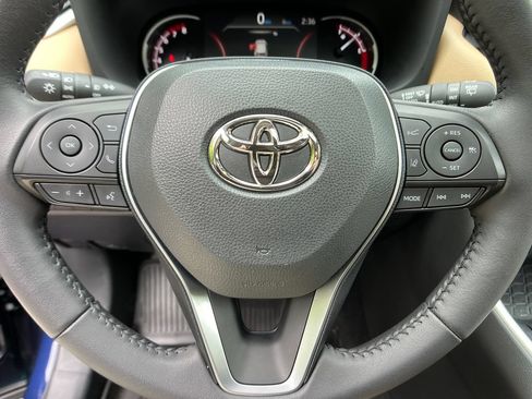 Used 2025 Toyota RAV4 XLE Premium w/ Weather Package AWD/4WD image 14