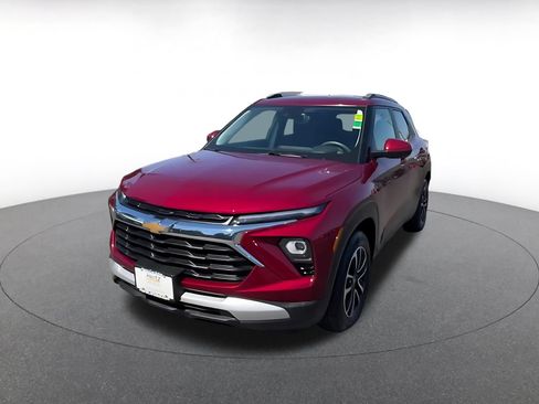 Used 2025 Chevrolet TrailBlazer LT FWD image 7