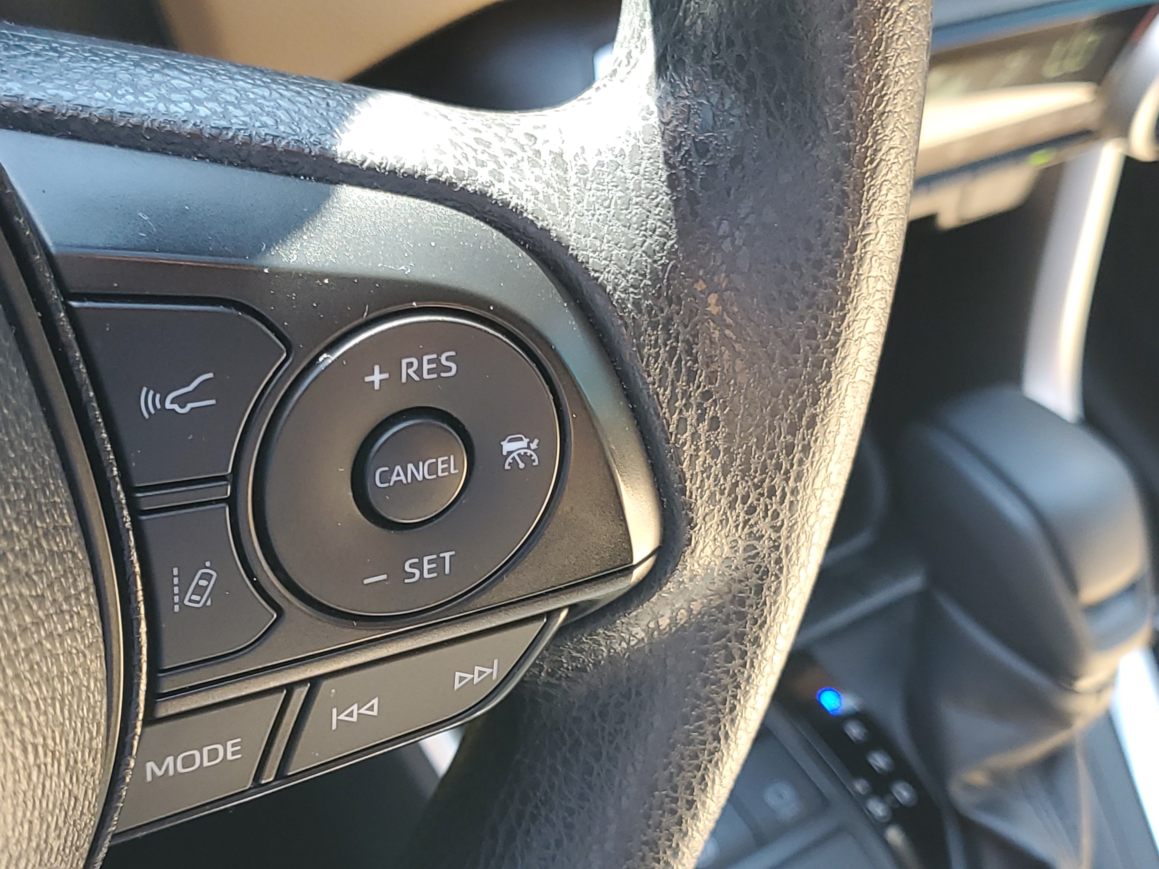 Certified 2025 Toyota RAV4 LE AWD/4WD image 25