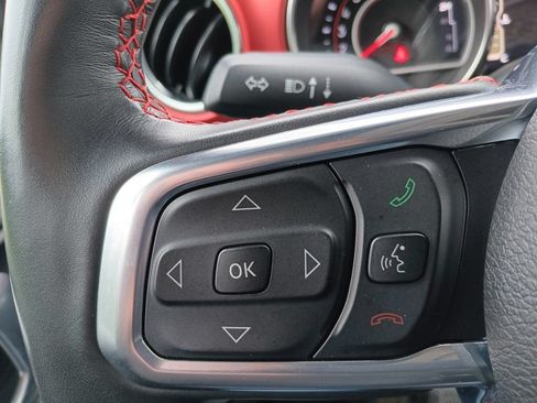 Used 2022 Jeep Wrangler Unlimited Rubicon w/ Cold Weather Group AWD/4WD image 8