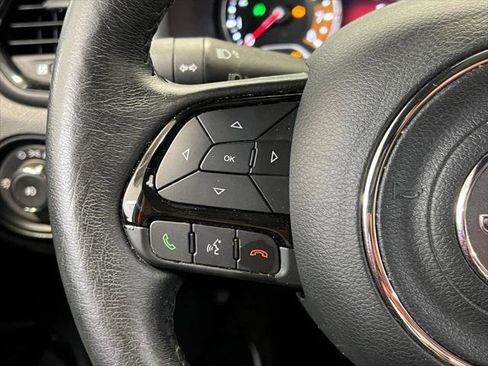 Certified 2022 Jeep Renegade Altitude w/ Sun/Sound Group image 40