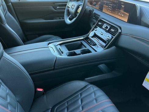 New 2026 Nissan Armada PRO-4X image 19